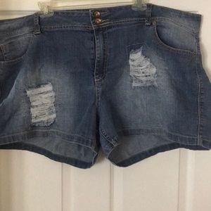 Dollhouse Jean distressed shorts